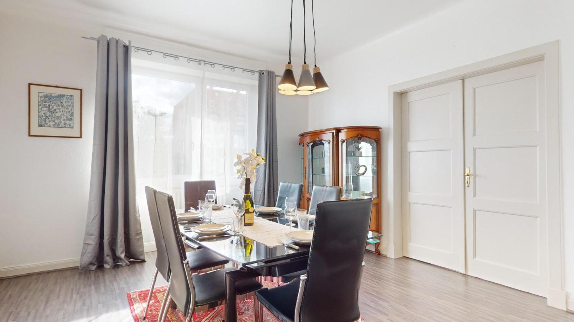 Appartement Clemenceau Avec Parking 科尔马 外观 照片